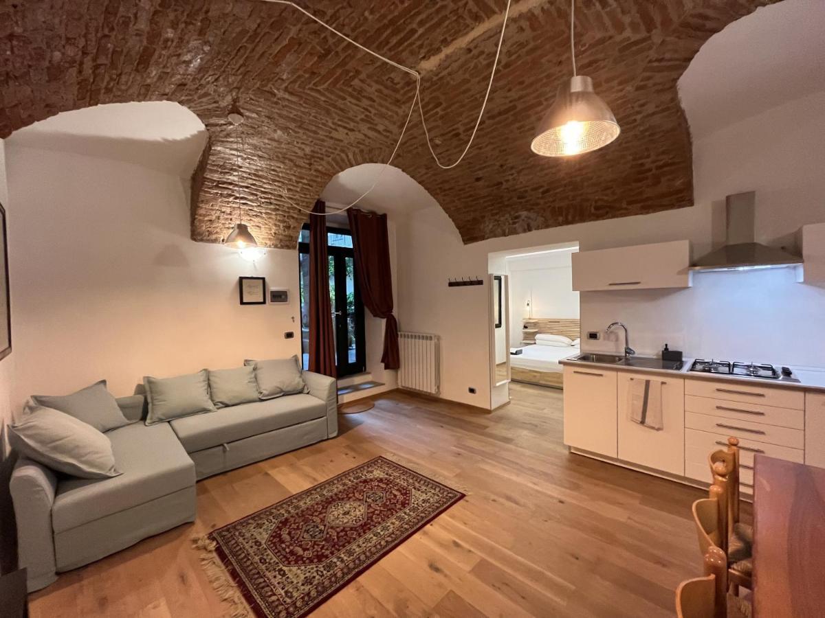 Suite The Brick - Host By Traveller'S Nest Turin Extérieur photo