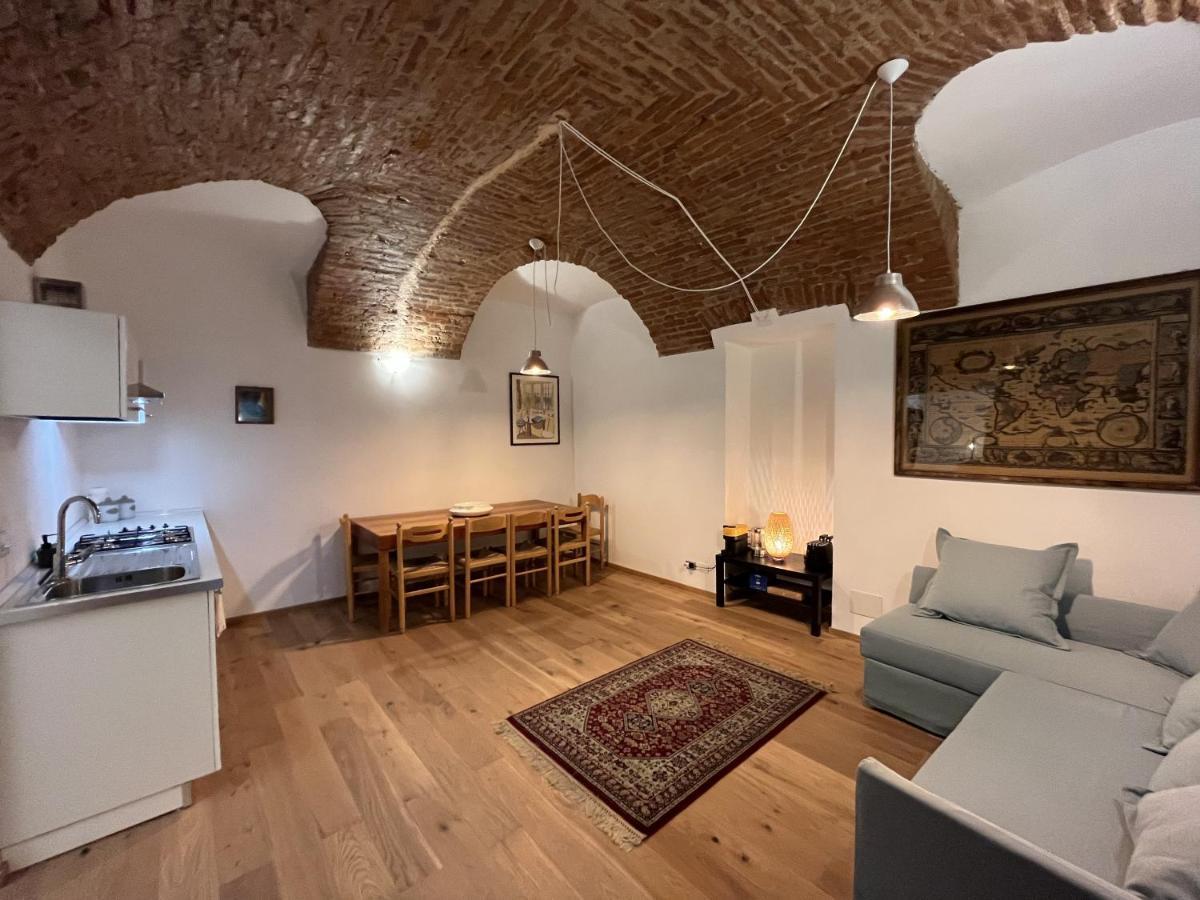 Suite The Brick - Host By Traveller'S Nest Turin Extérieur photo