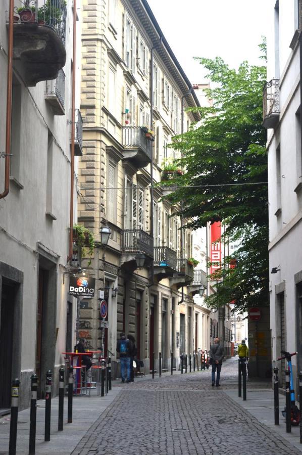 Suite The Brick - Host By Traveller'S Nest Turin Extérieur photo